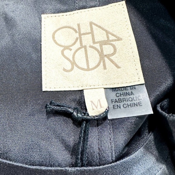 Chaser NWT Long Sleeve Shirred Slit Back Blouse w/ Yoke Vintage Black Sz Medium - Picture 7 of 7